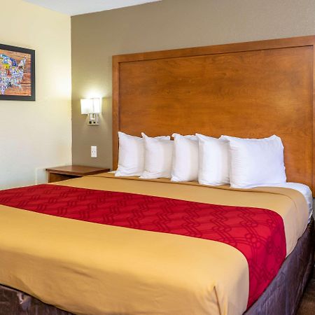 Econo Lodge Weldon - Roanoke Rapids Eksteriør billede