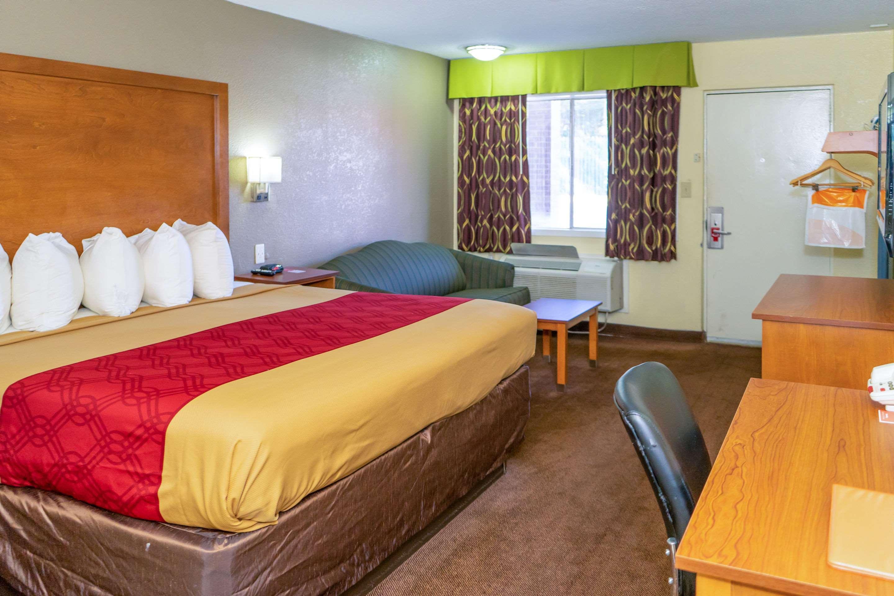 Econo Lodge Weldon - Roanoke Rapids Eksteriør billede