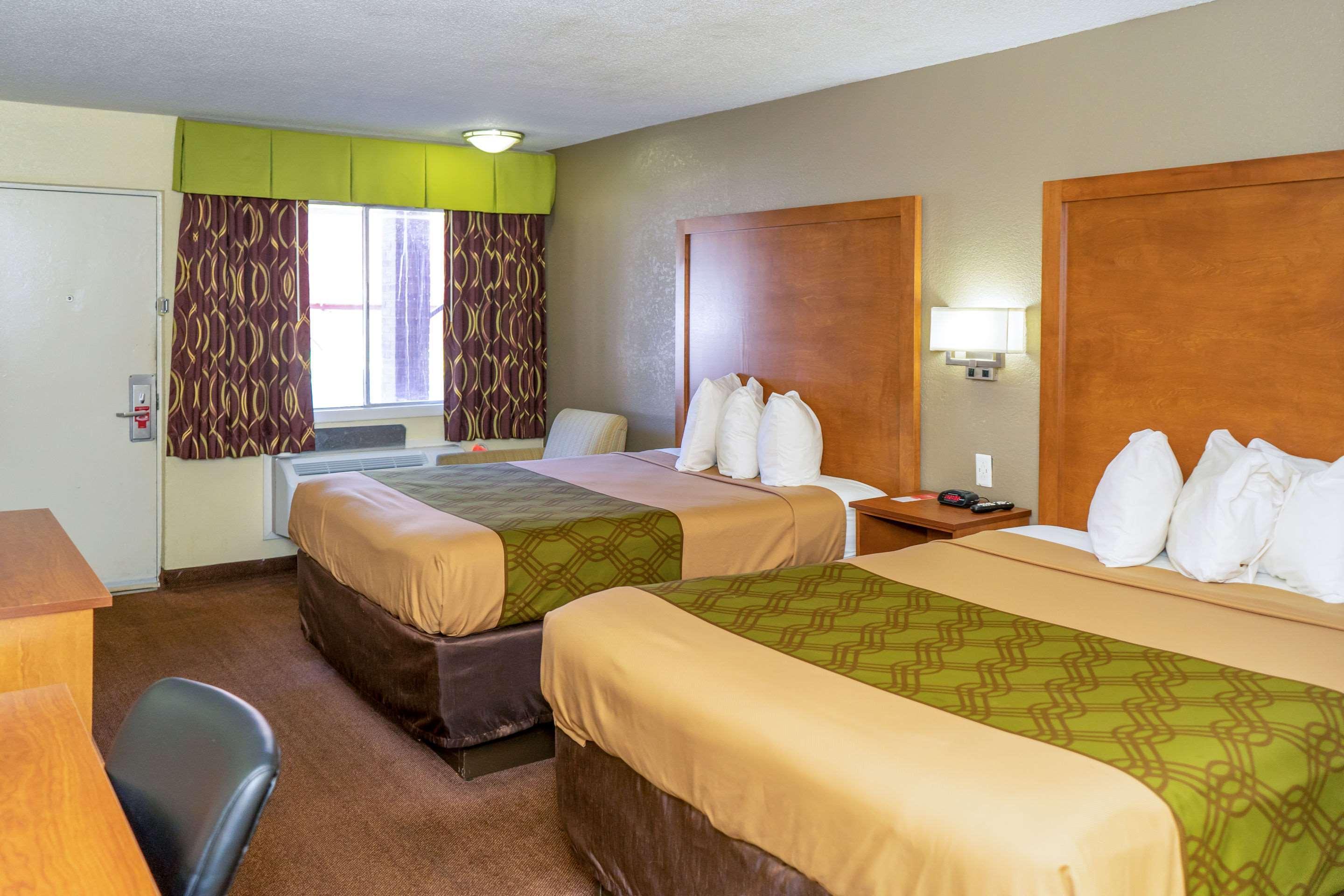 Econo Lodge Weldon - Roanoke Rapids Eksteriør billede