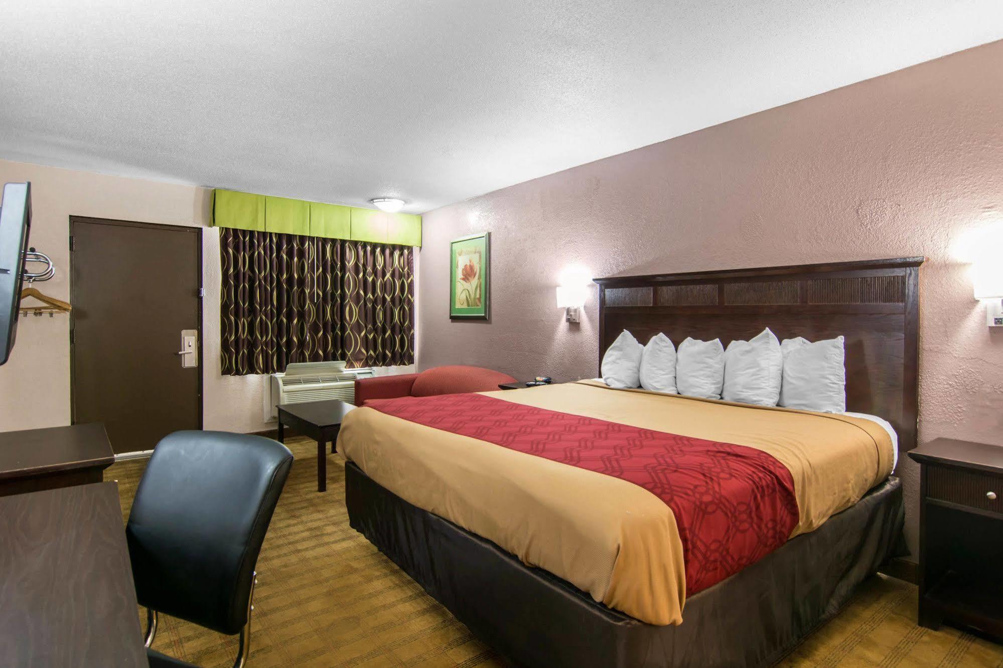 Econo Lodge Weldon - Roanoke Rapids Eksteriør billede